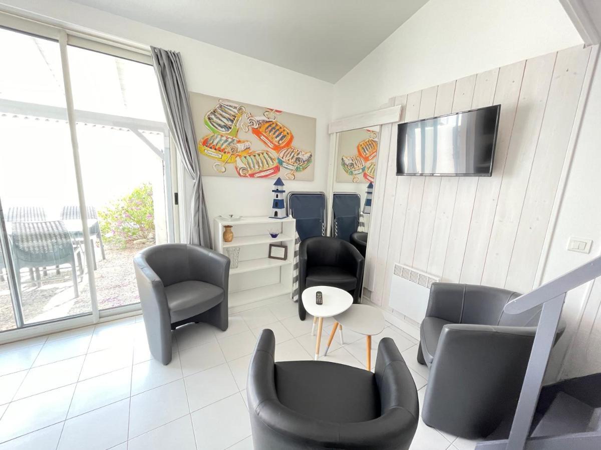 Holiday home Le Clos Du Phare Bleu *
