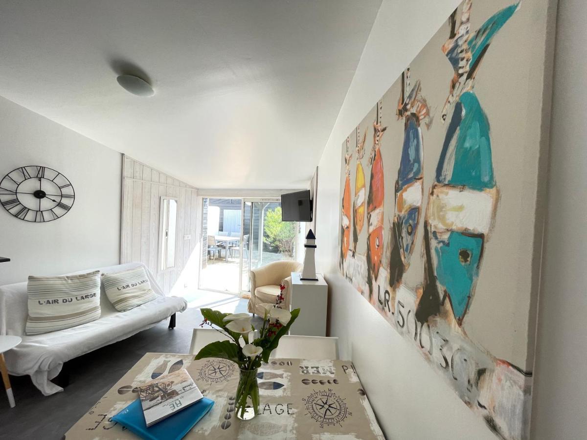 Holiday home Le Clos Du Phare Bleu La Flotte
