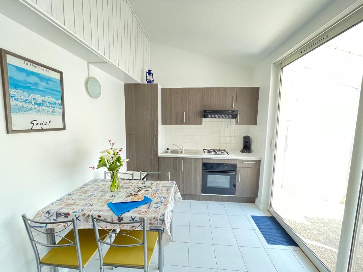 Le Clos Du Phare Bleu Holiday home La Flotte